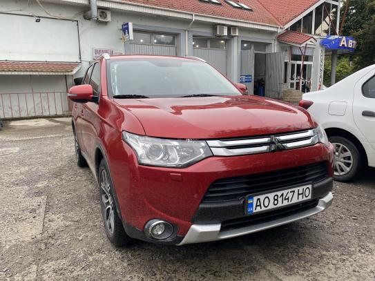 Mitsubishi Outlander 2014г. в рассрочку