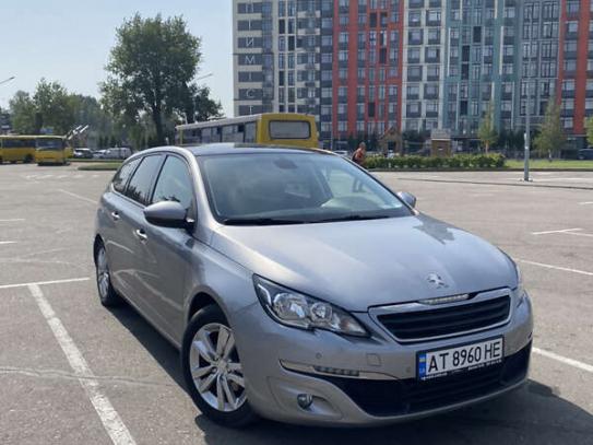 Peugeot 308 2015р. у розстрочку