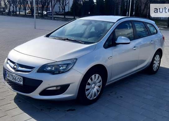 Opel Astra 2015р. у розстрочку