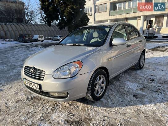 Hyundai Accent
                          2007г. в рассрочку