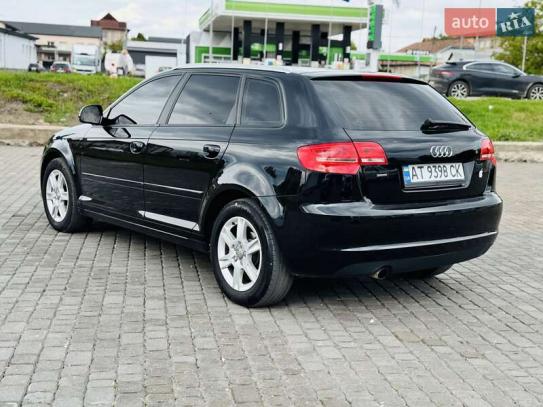 Audi A3
                              2010г. в рассрочку