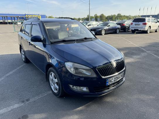 Skoda Fabia 2011г. в рассрочку