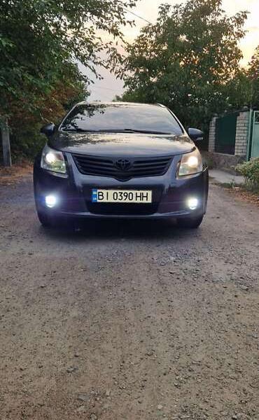 Toyota Avensis 2011р. у розстрочку