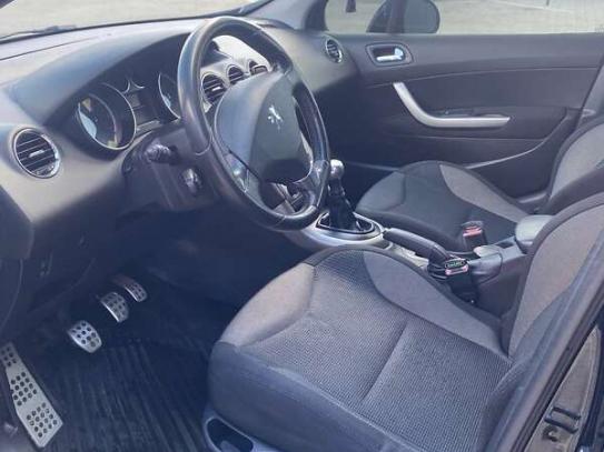 Peugeot 308                             2010г. в рассрочку