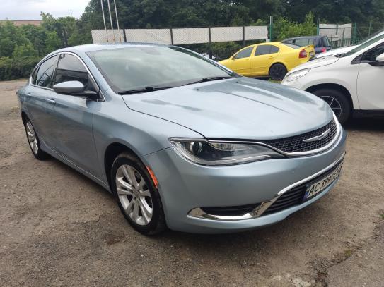 Chrysler 200 c 2015р. у розстрочку