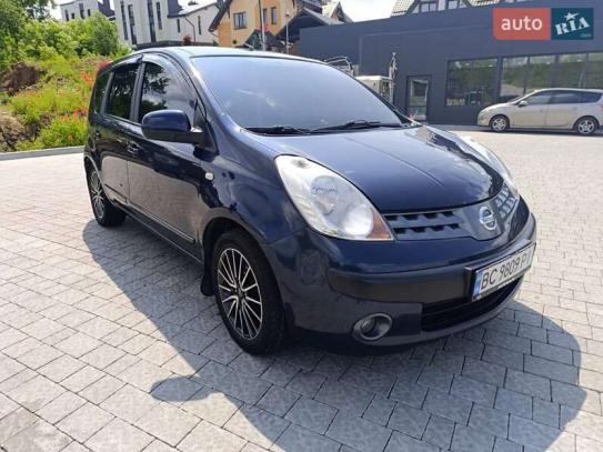 Nissan Note                            2006г. в рассрочку