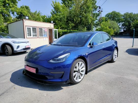 Tesla Model 3                         2019г. в рассрочку