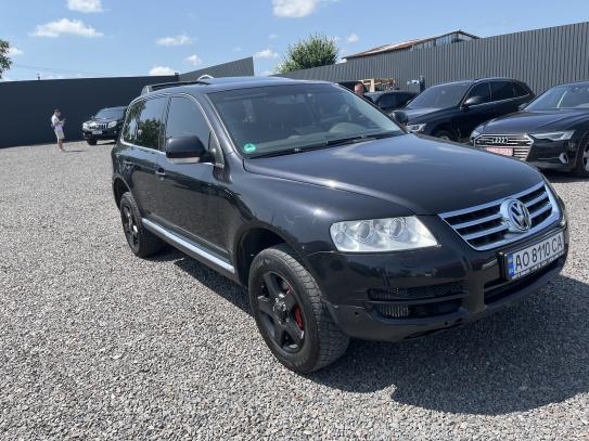 Volkswagen Touareg
                         2005г. в рассрочку