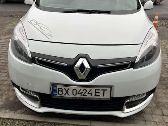 Renault Megane scenic                   2016г. в рассрочку