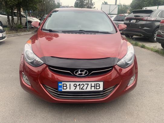 Hyundai Elantra
                         2012г. в рассрочку