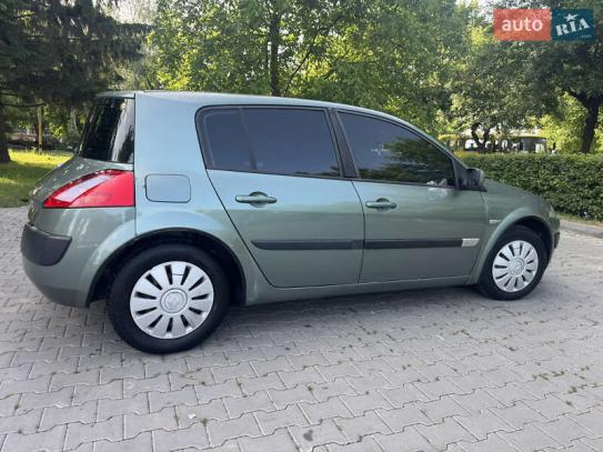 Renault Megane 2003г. в рассрочку