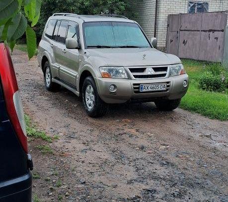 Mitsubishi Pajero                          2004г. в рассрочку