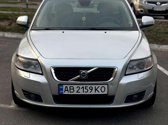 Volvo V50                             2009г. в рассрочку