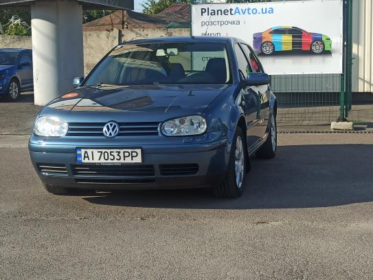 Volkswagen Golf 2003g. in Raten