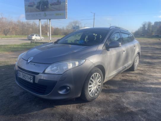 Renault Megane 2009г. в рассрочку