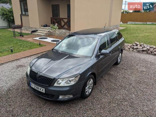 Skoda Octavia
                         2010г. в рассрочку