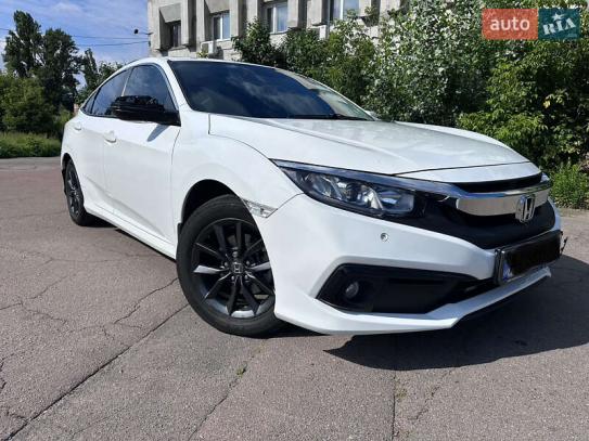 Honda Civic                           2021г. в рассрочку