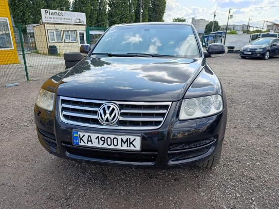 Volkswagen Touareg                         2005г. в рассрочку