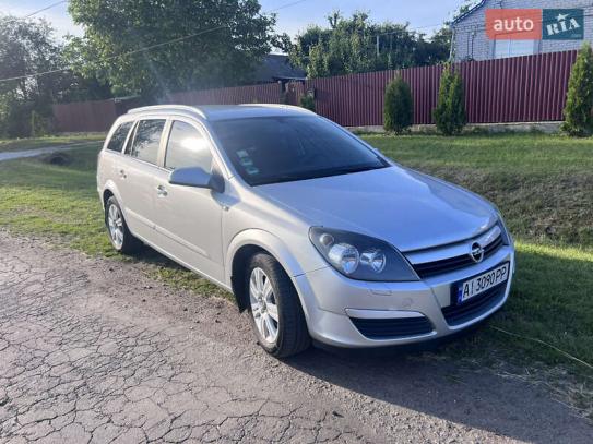 Opel Astra                           2004г. в рассрочку