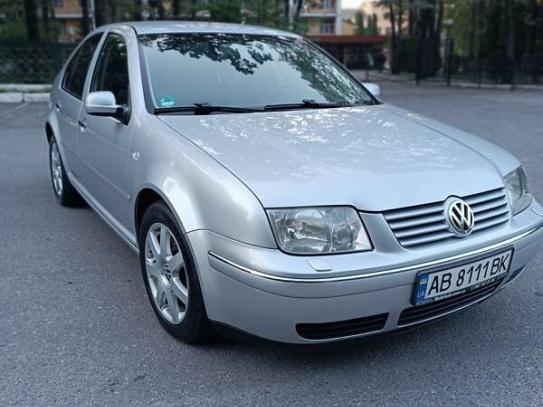 Volkswagen Bora 2003р. у розстрочку