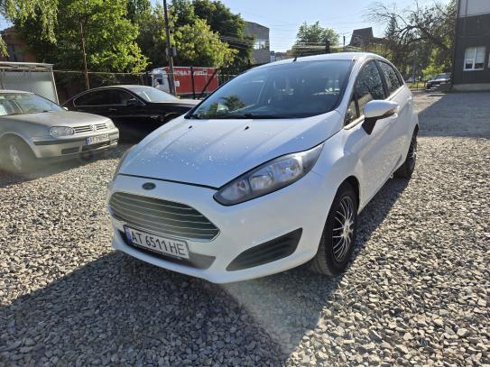 Ford Fiesta                          2013г. в рассрочку