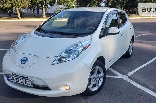 Nissan Leaf 2012р. у розстрочку