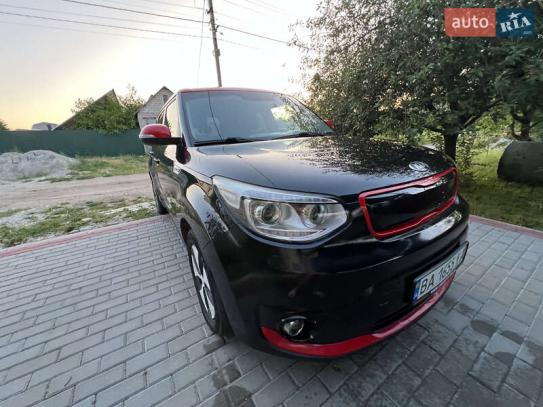 Kia Soul                            2015г. в рассрочку