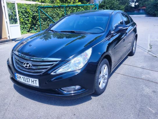 Hyundai Sonata 2011г. в рассрочку