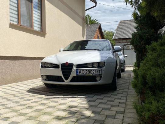 Alfa Romeo 159
                       2008г. в рассрочку