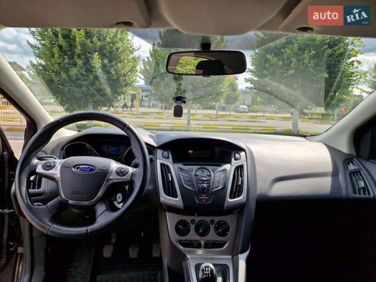 Ford Focus                           2013г. в рассрочку