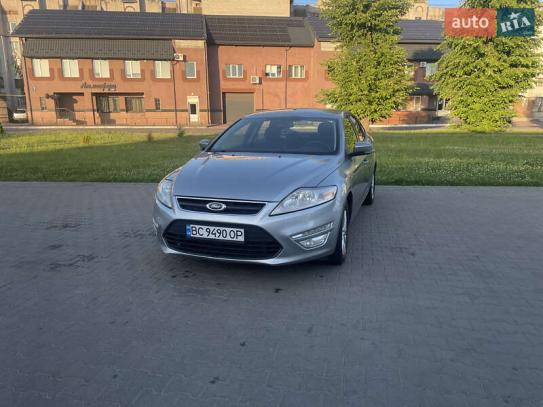 Ford Mondeo                          2012г. в рассрочку