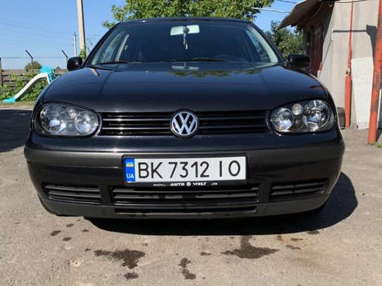 Volkswagen Golf
                            2002г. в рассрочку