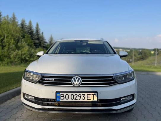 Volkswagen Passat
                          2015г. в рассрочку