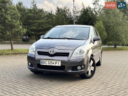 Toyota Corolla verso                   2007г. в рассрочку