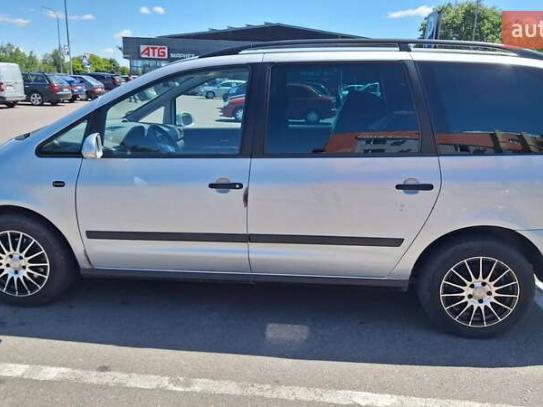 Volkswagen Sharan
                          2007г. в рассрочку