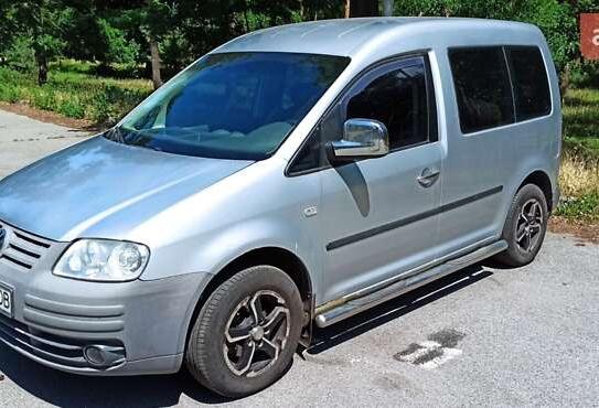 Volkswagen Caddy                           2008г. в рассрочку