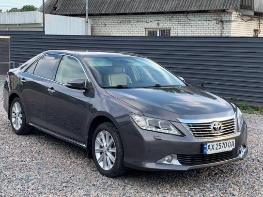 Toyota Camry                           2012г. в рассрочку