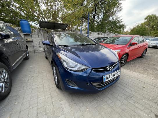 Hyundai Elantra 2012р. у розстрочку