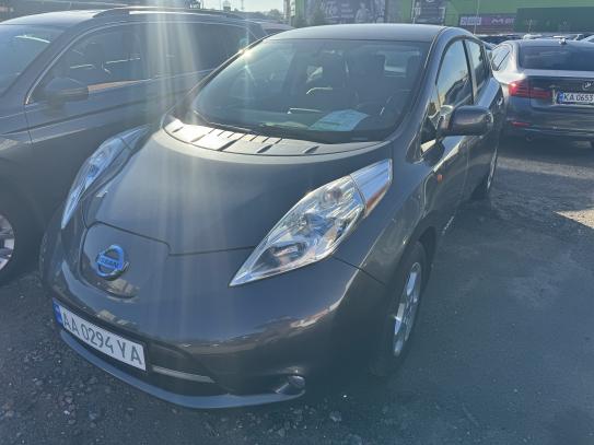 Nissan Leaf 2013г. в рассрочку