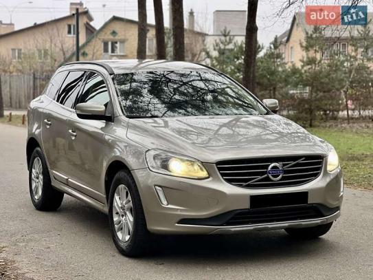 Volvo Xc60                            2015г. в рассрочку