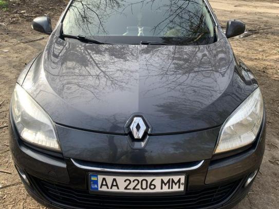 Renault Megane
                          2013г. в рассрочку