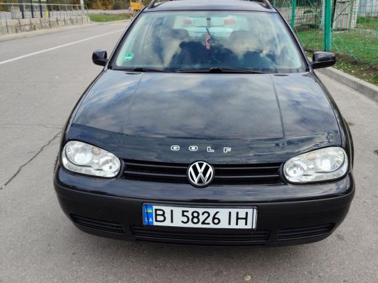 Volkswagen Golf
                            2000г. в рассрочку