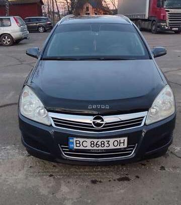 Opel Astra                           2008г. в рассрочку