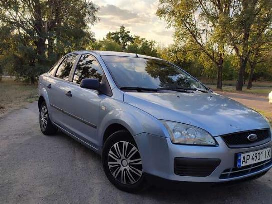 Ford Focus 2005г. в рассрочку