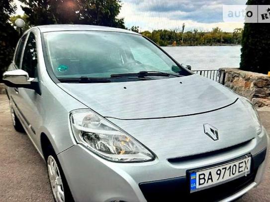 Renault Clio 2010г. в рассрочку