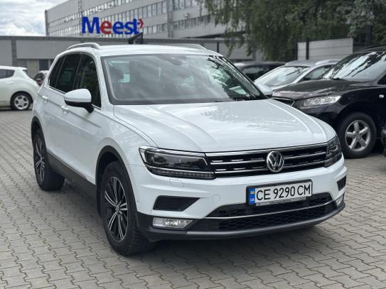 Volkswagen Tiguan
                          2016г. в рассрочку