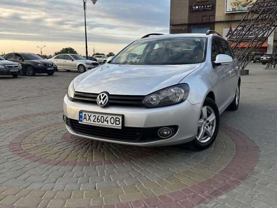 Volkswagen Golf
                            2011г. в рассрочку