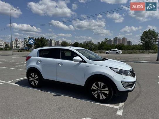 Kia Sportage
                        2011г. в рассрочку