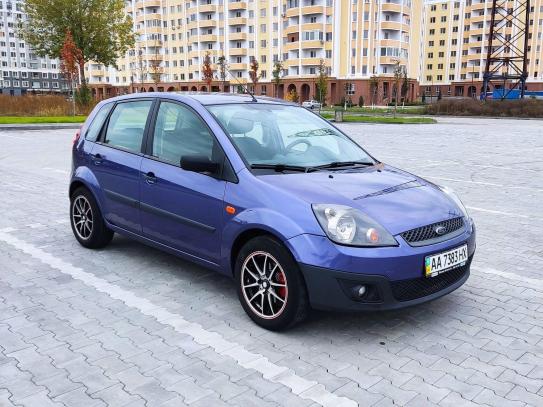 Ford Fiesta                          2008г. в рассрочку