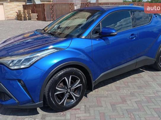 Toyota C-hr
                            2020г. в рассрочку